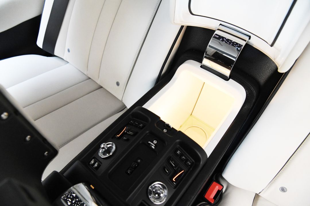 2016 Rolls-Royce Phantom