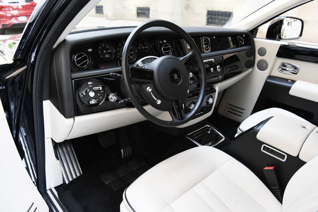 2016 Rolls-Royce Phantom