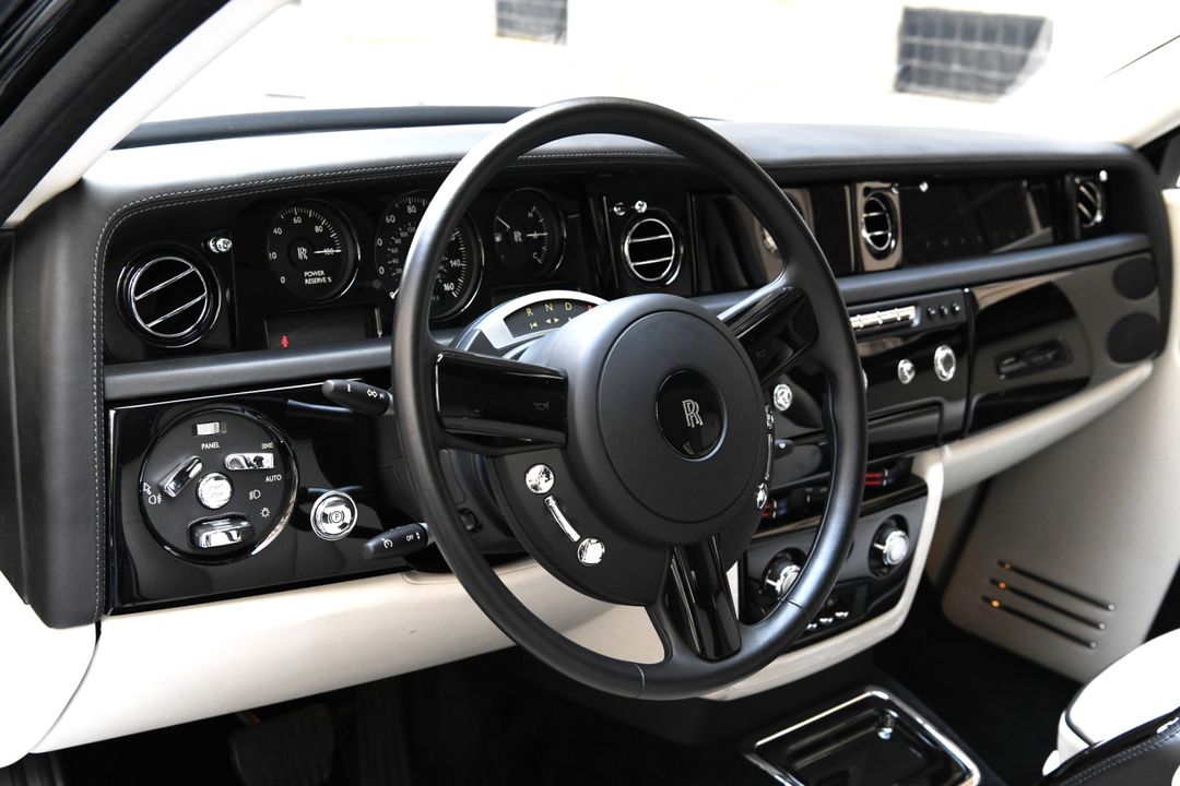 2016 Rolls-Royce Phantom