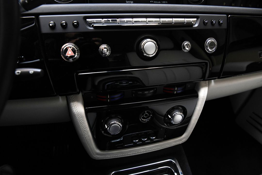 2016 Rolls-Royce Phantom