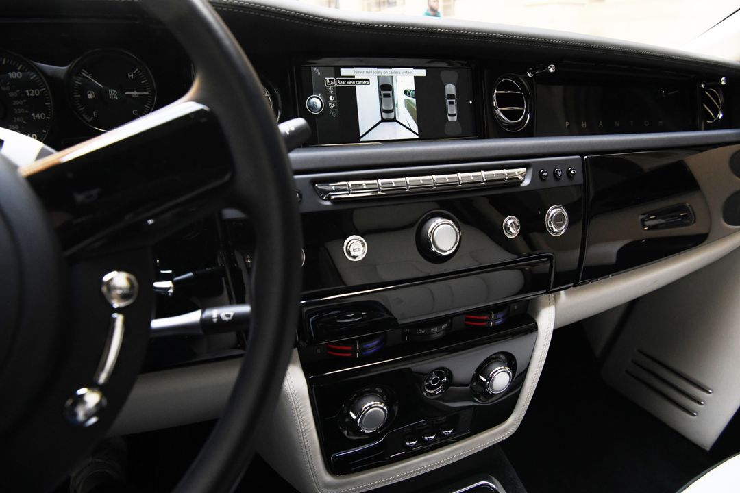 2016 Rolls-Royce Phantom
