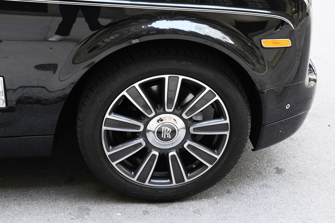 2016 Rolls-Royce Phantom