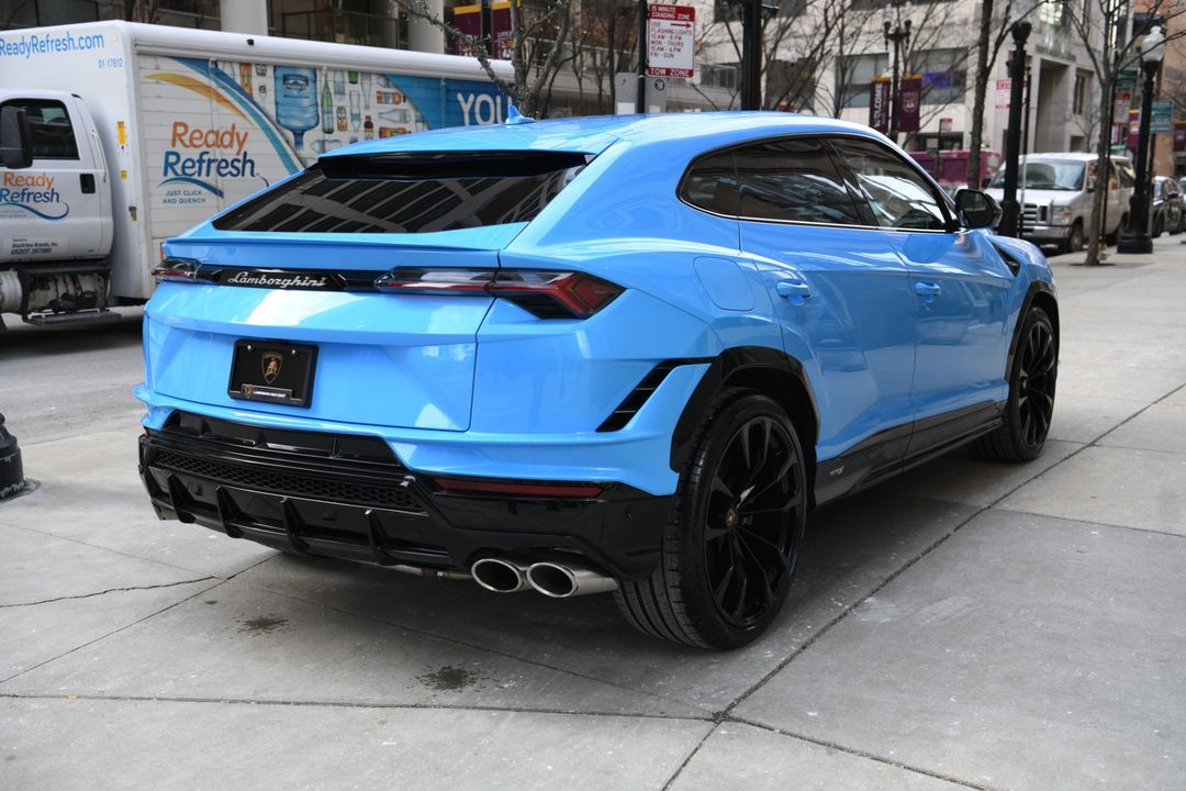 2024 Lamborghini Urus