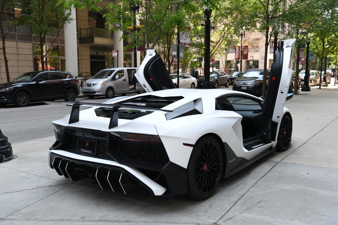 2018 Lamborghini Aventador