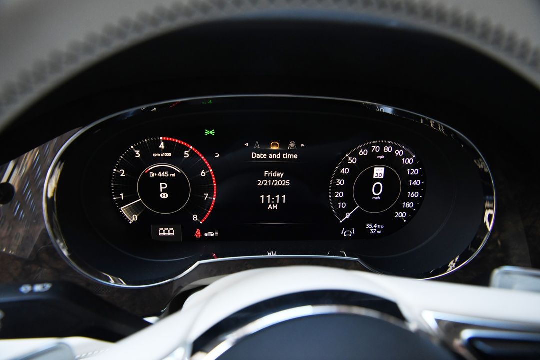 2025 Bentley Bentayga