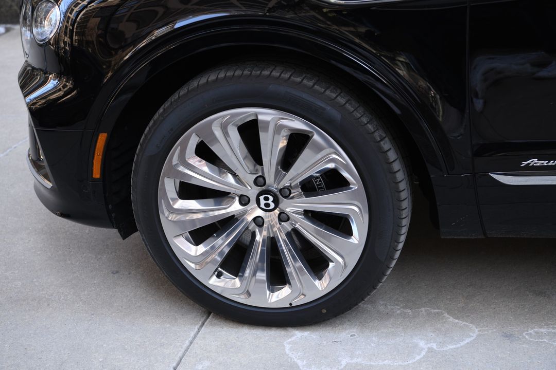 2025 Bentley Bentayga