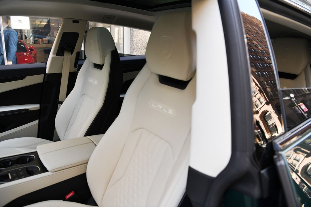 2024 Lamborghini Urus