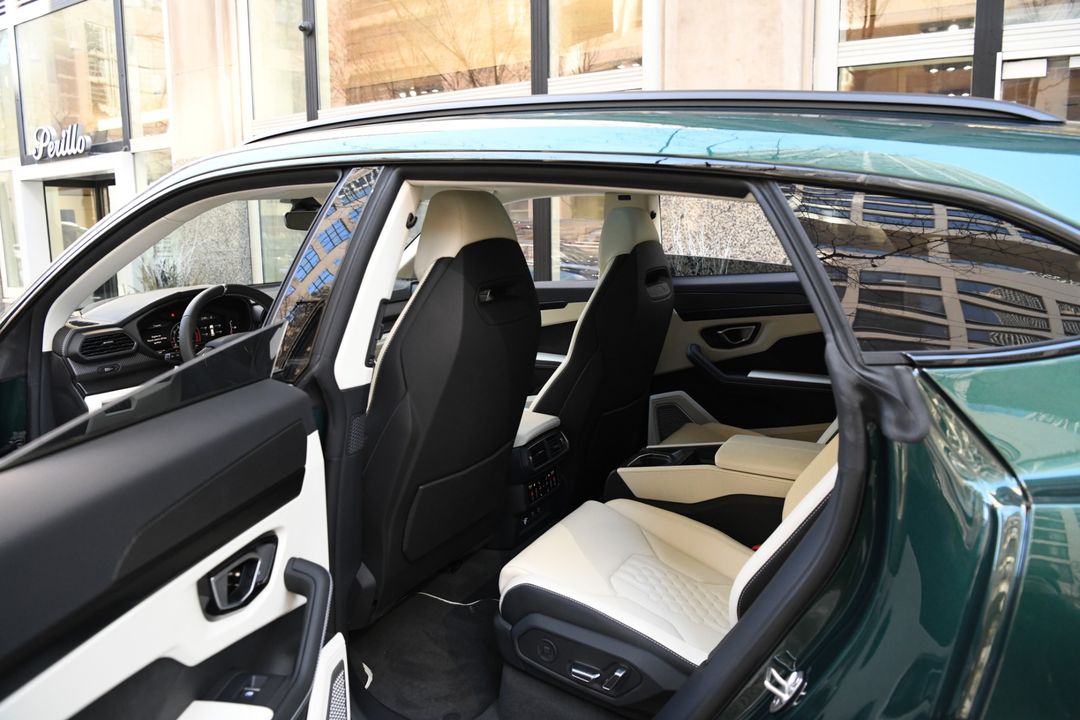 2024 Lamborghini Urus