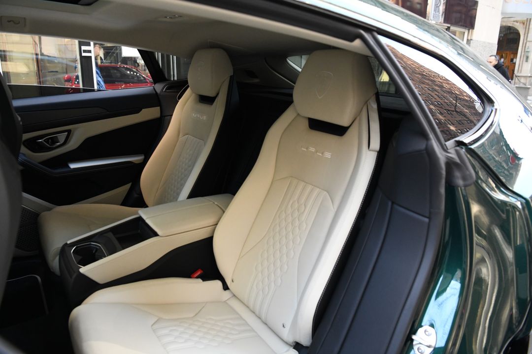 2024 Lamborghini Urus