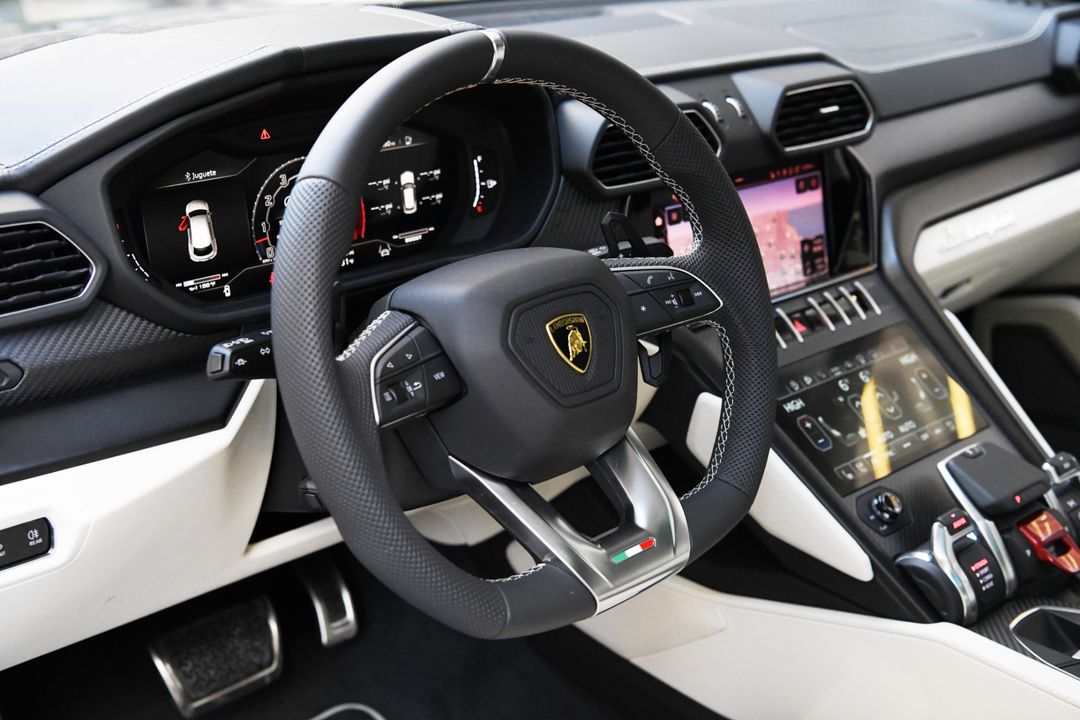 2024 Lamborghini Urus