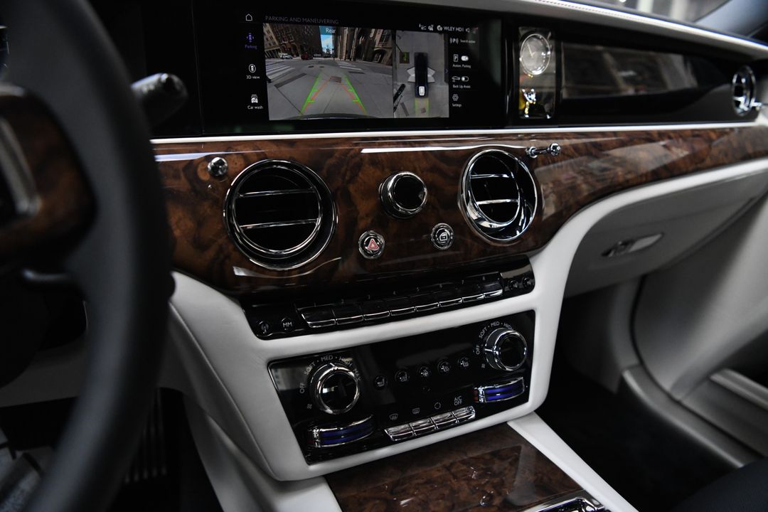 2025 Rolls-Royce Ghost