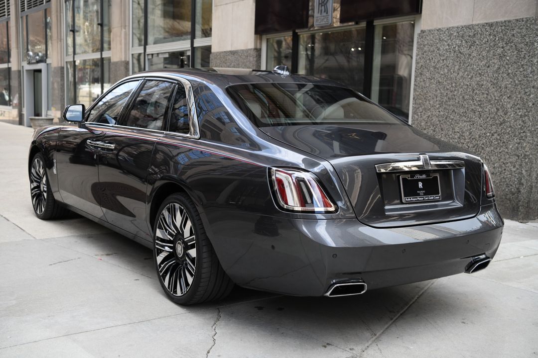 2025 Rolls-Royce Ghost