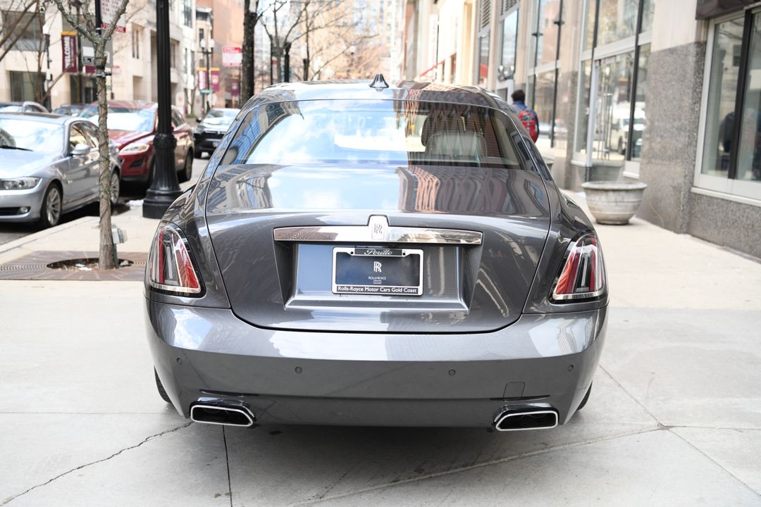 2025 Rolls-Royce Ghost