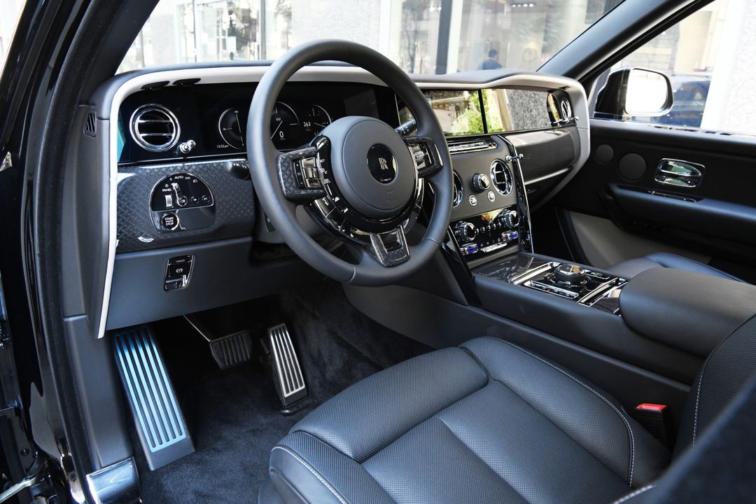 2025 Rolls-Royce Black Badge Cullinan