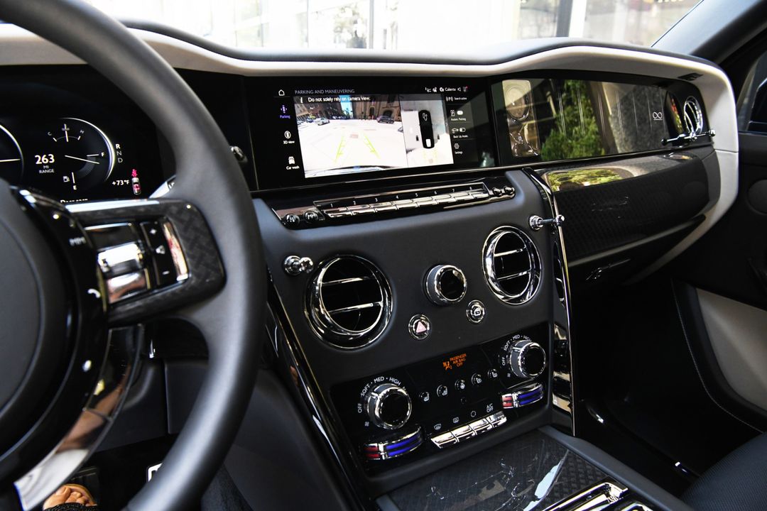 2025 Rolls-Royce Black Badge Cullinan