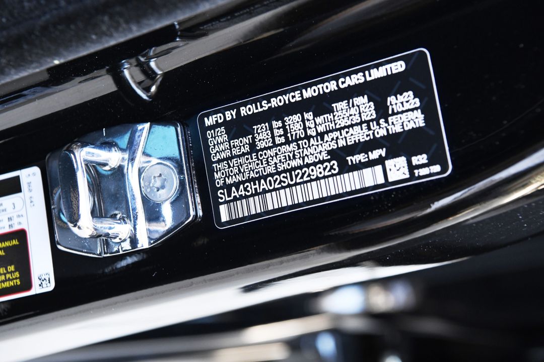 2025 Rolls-Royce Black Badge Cullinan
