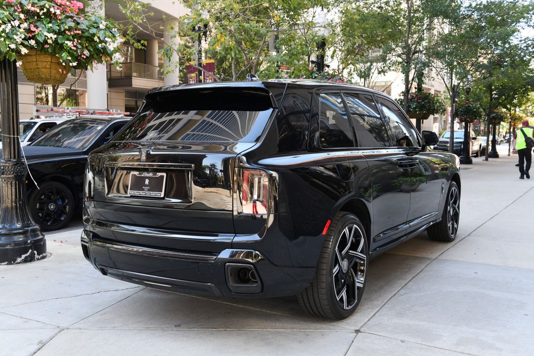 2025 Rolls-Royce Black Badge Cullinan