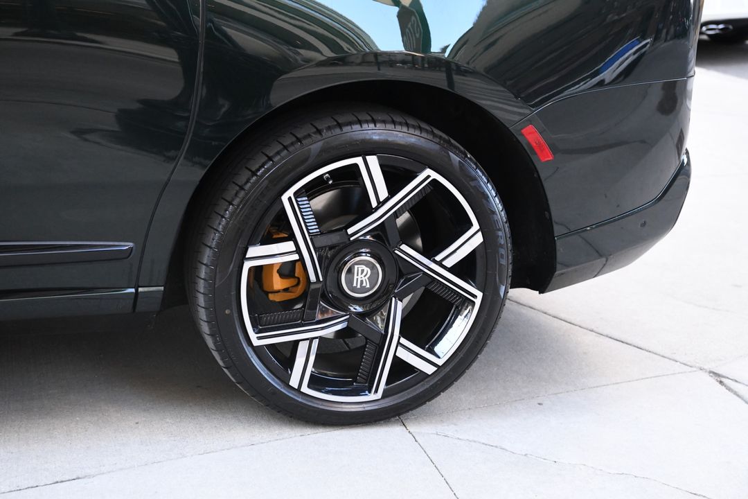 2025 Rolls-Royce Black Badge Cullinan