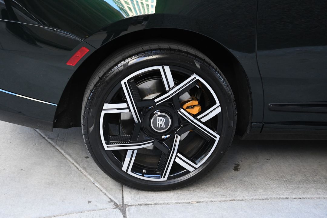 2025 Rolls-Royce Black Badge Cullinan