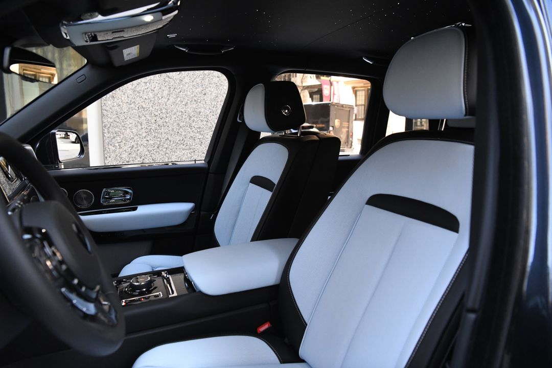 2025 Rolls-Royce Black Badge Cullinan