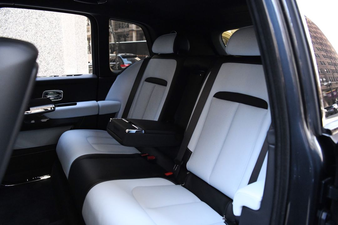 2025 Rolls-Royce Black Badge Cullinan