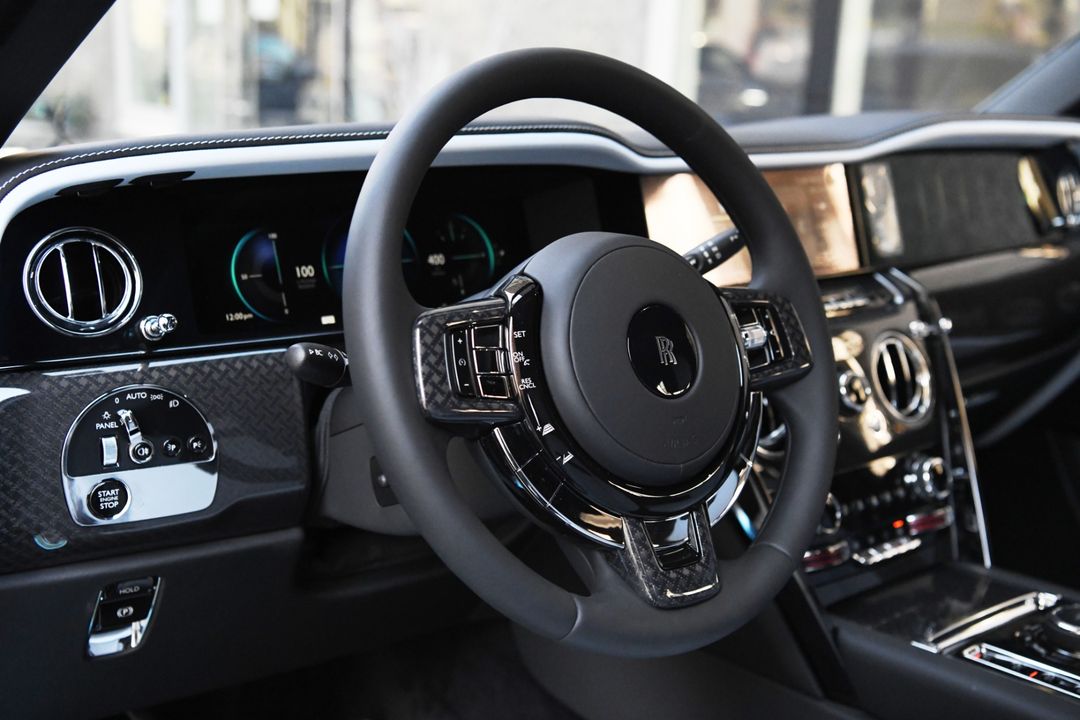 2025 Rolls-Royce Black Badge Cullinan