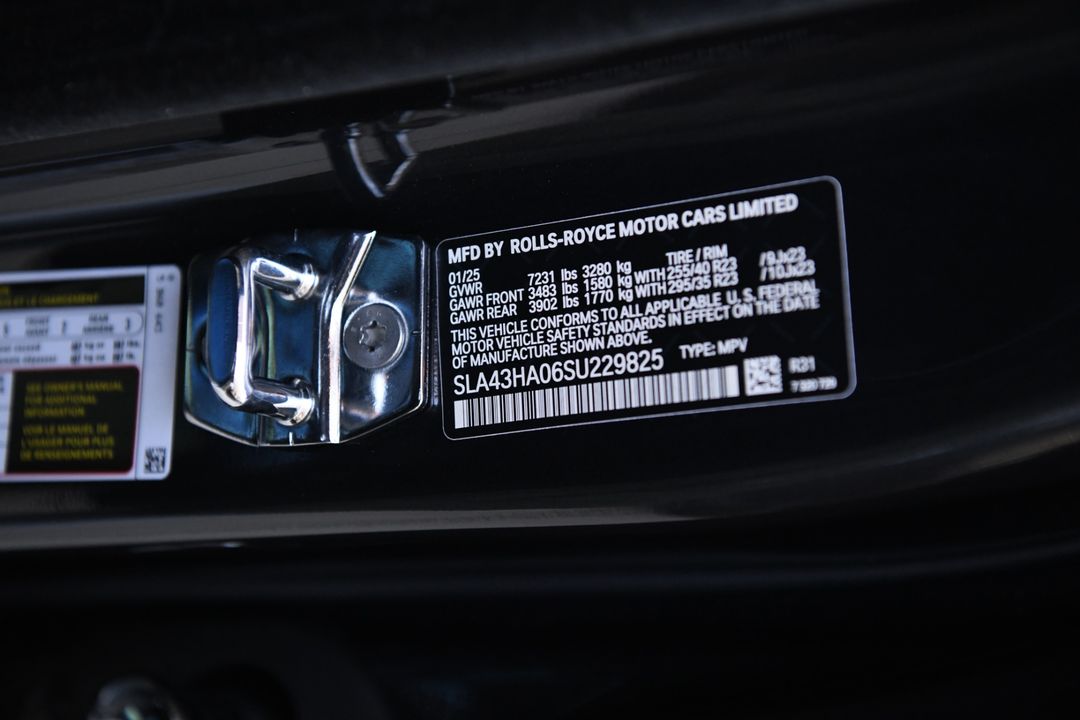 2025 Rolls-Royce Black Badge Cullinan