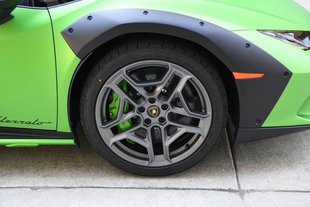 2024 Lamborghini Huracan Sterrato