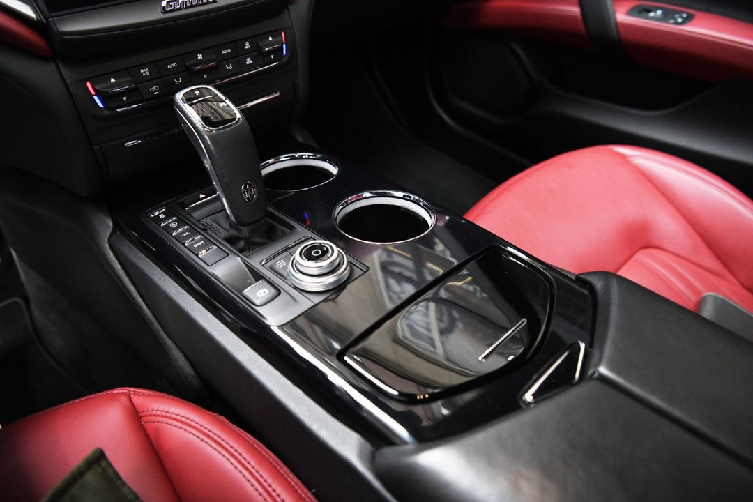 2020 Maserati Ghibli