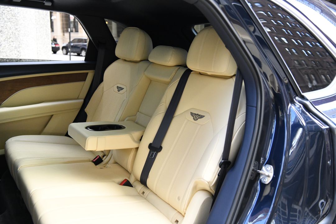 2023 Bentley Bentayga