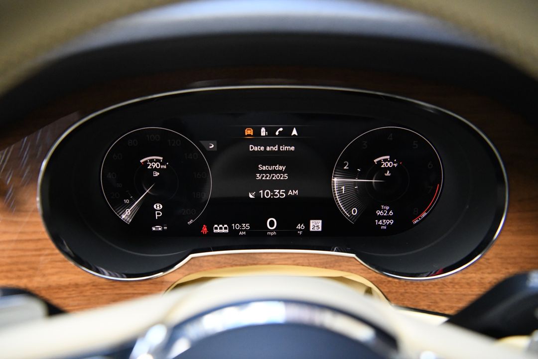 2023 Bentley Bentayga