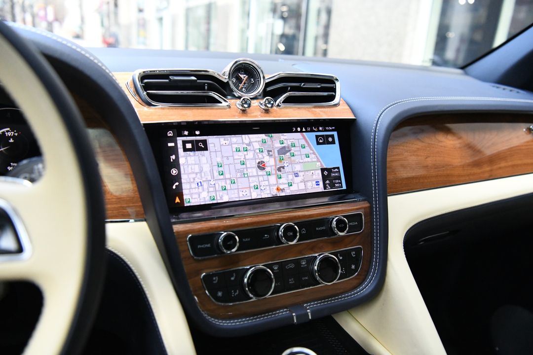 2023 Bentley Bentayga