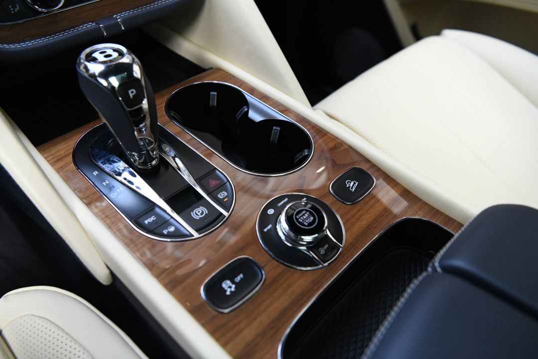 2023 Bentley Bentayga