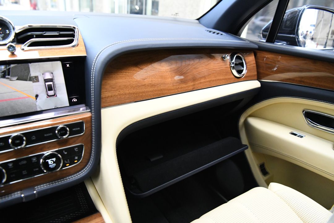 2023 Bentley Bentayga