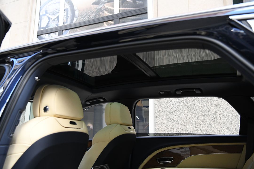 2023 Bentley Bentayga