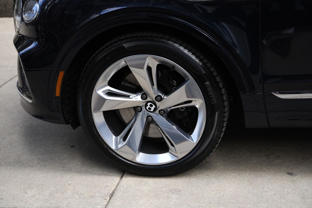 2023 Bentley Bentayga