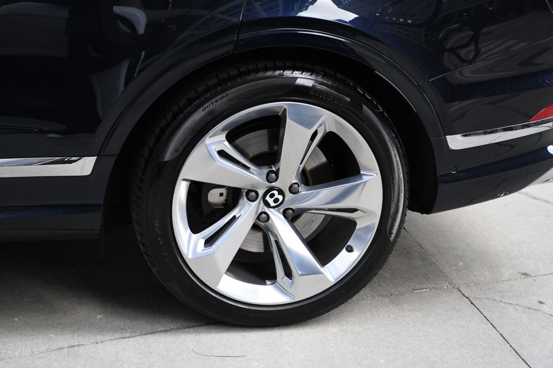 2023 Bentley Bentayga
