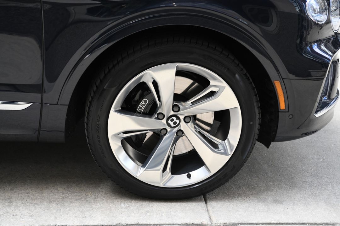2023 Bentley Bentayga