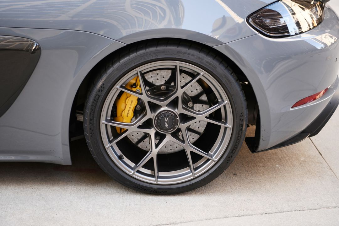 2023 Porsche 718 Cayman