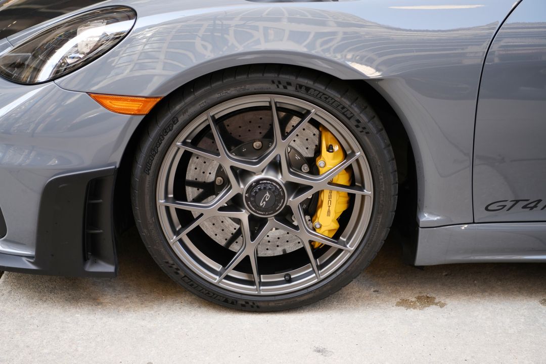 2023 Porsche 718 Cayman