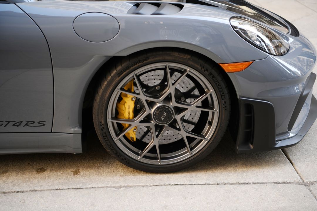2023 Porsche 718 Cayman