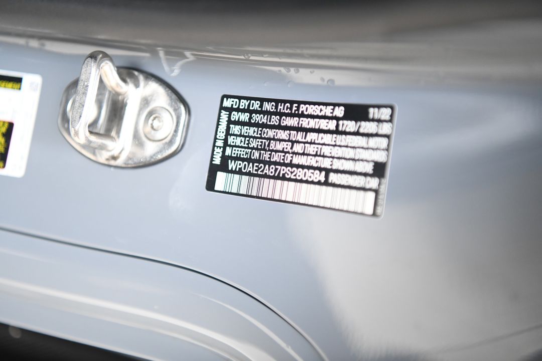 2023 Porsche 718 Cayman