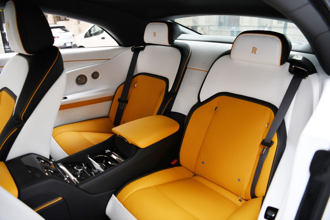 2025 Rolls-Royce Black Badge Spectre