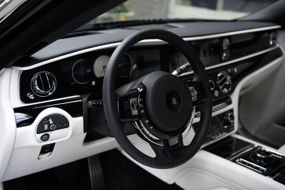 2025 Rolls-Royce Ghost