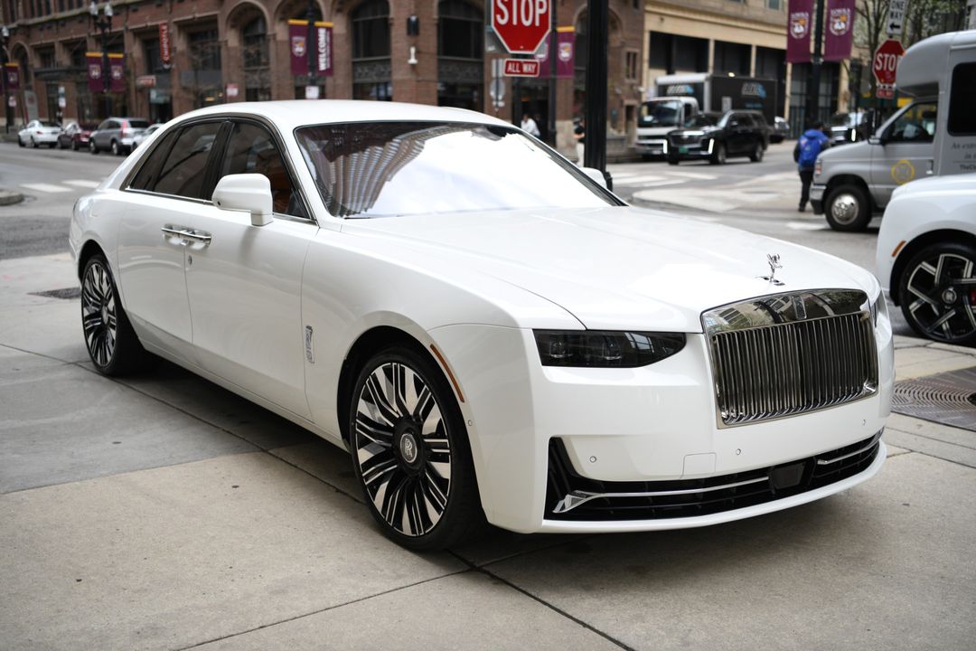 2025 Rolls-Royce Ghost