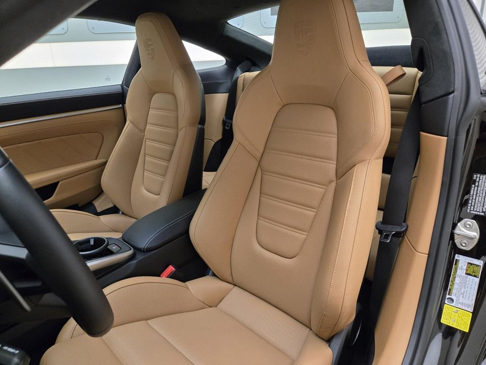 2023 Porsche 911