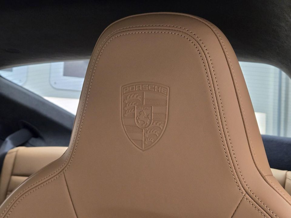 2023 Porsche 911
