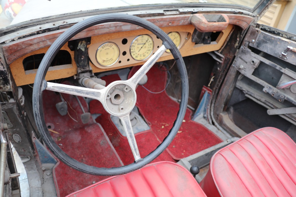 1937 Mercedes-Benz 230N