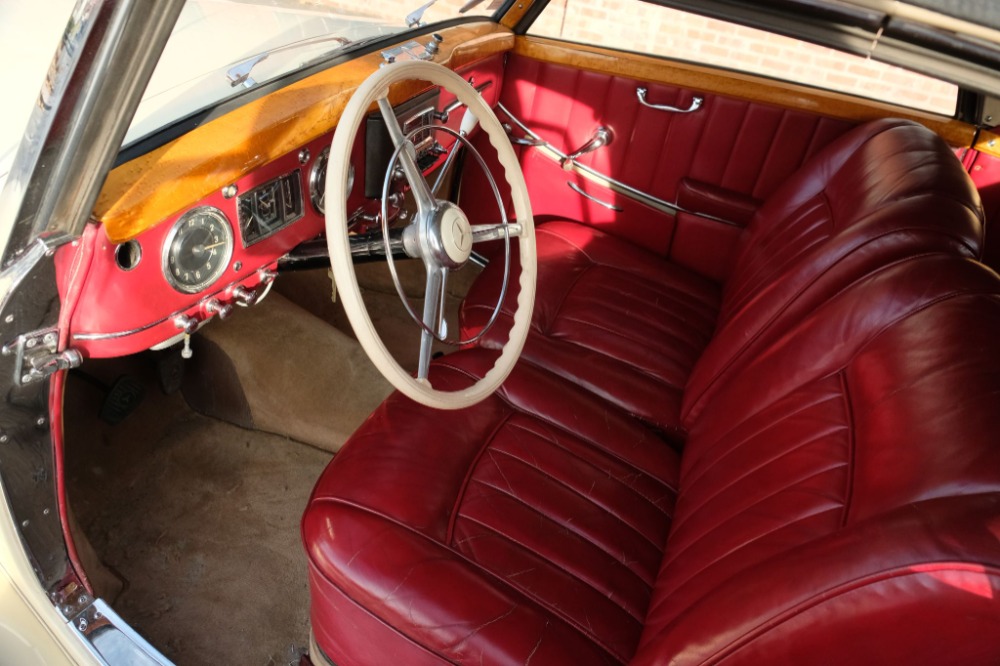 1952 Mercedes-Benz 220A