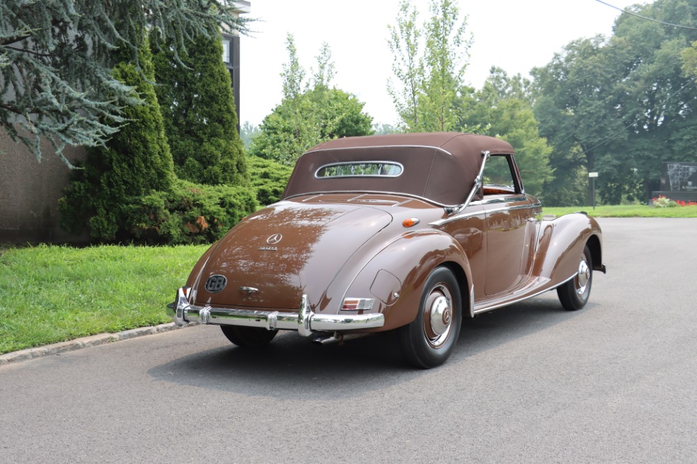 1954 Mercedes-Benz 220A